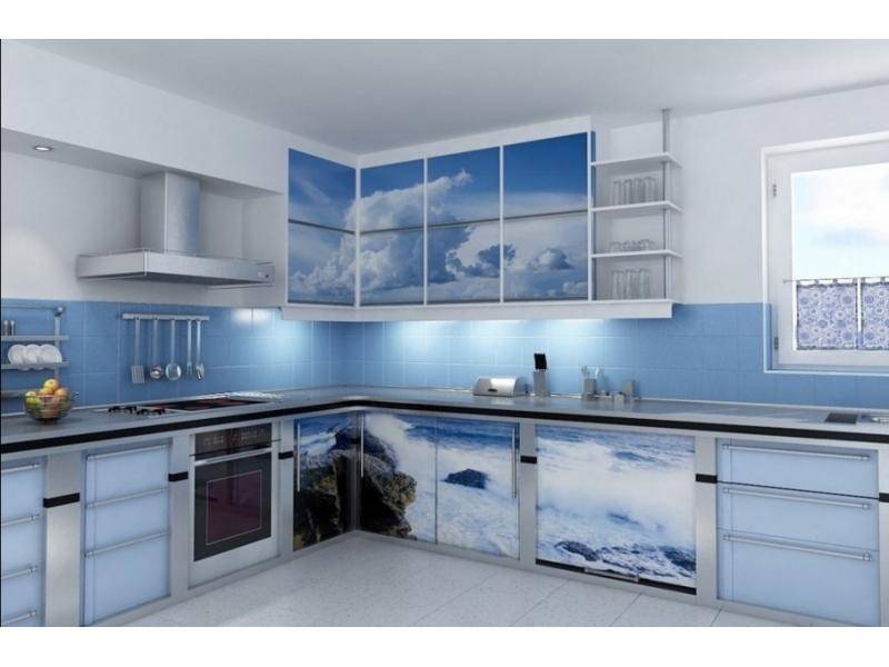 красивая угловая кухня с фотопечатью в Хабаровске