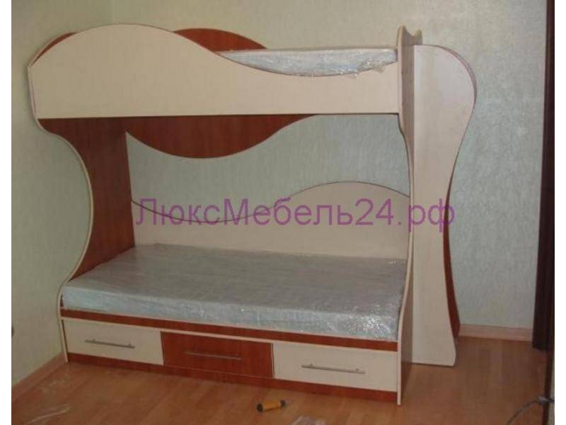 детская двухъярусная кровать в Хабаровске