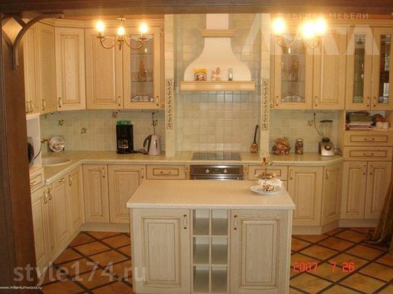 кухонный гарнитур угловой в Хабаровске