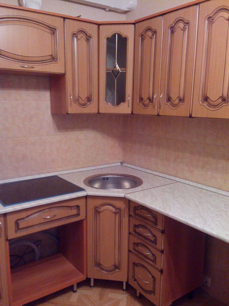 угловая кухня бабочка в Хабаровске