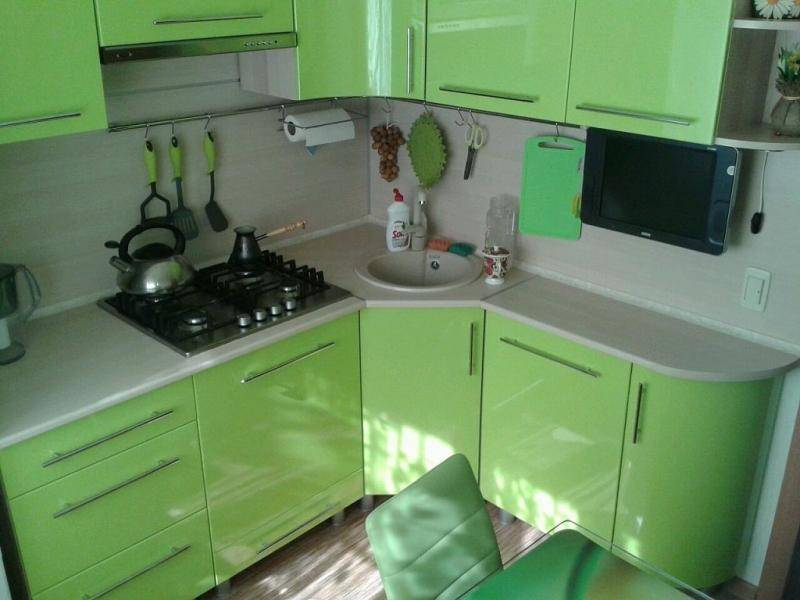 кухонный гарнитур угловой в Хабаровске