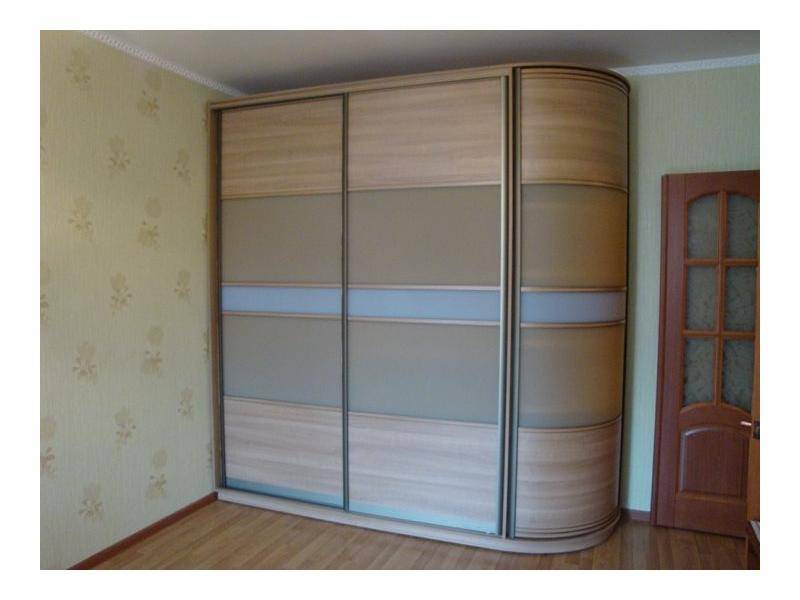 закругленный шкаф купе в Хабаровске