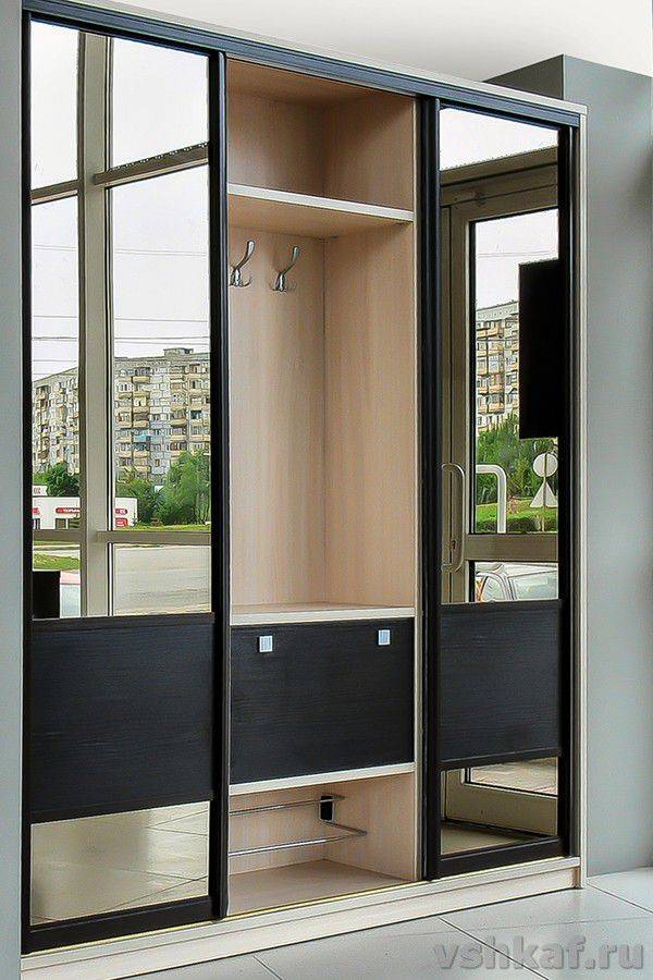 компактная прихожая в Хабаровске