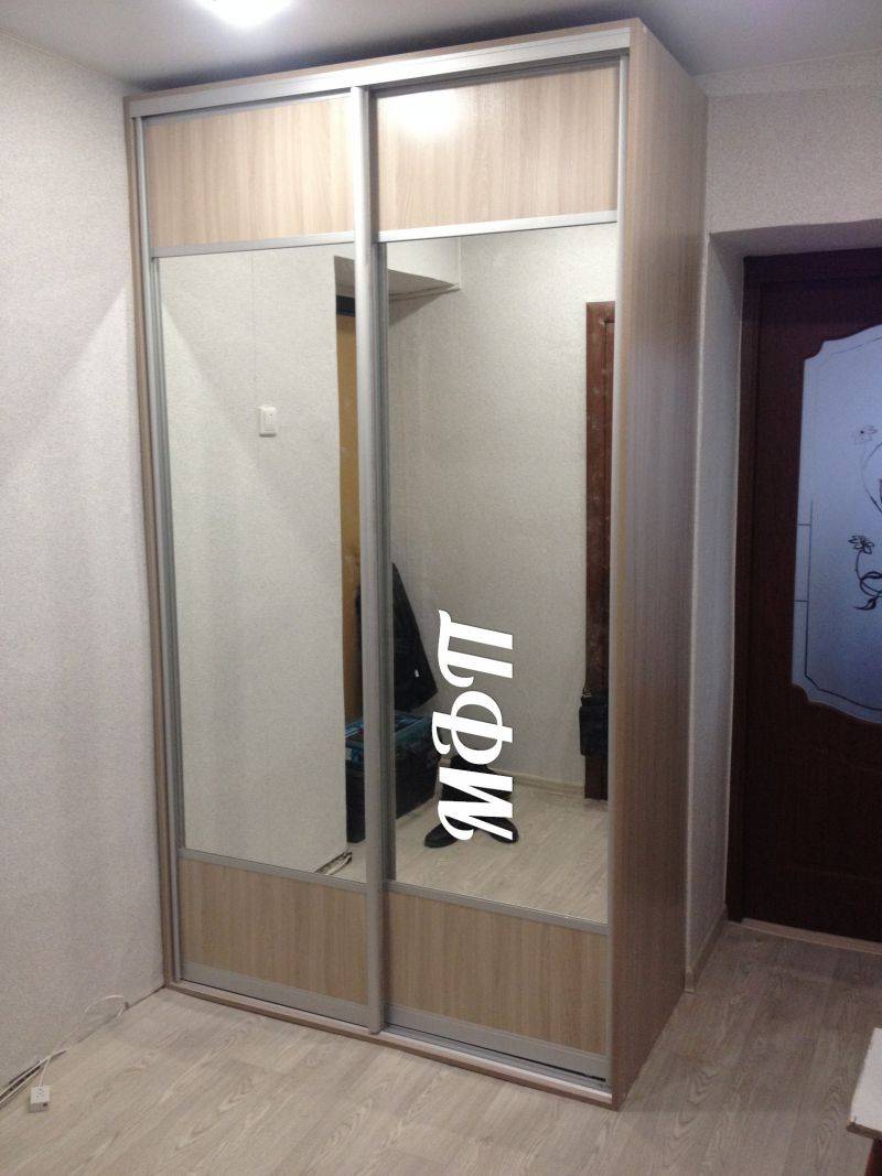 корпусный шкаф-купе с зеркалом в Хабаровске