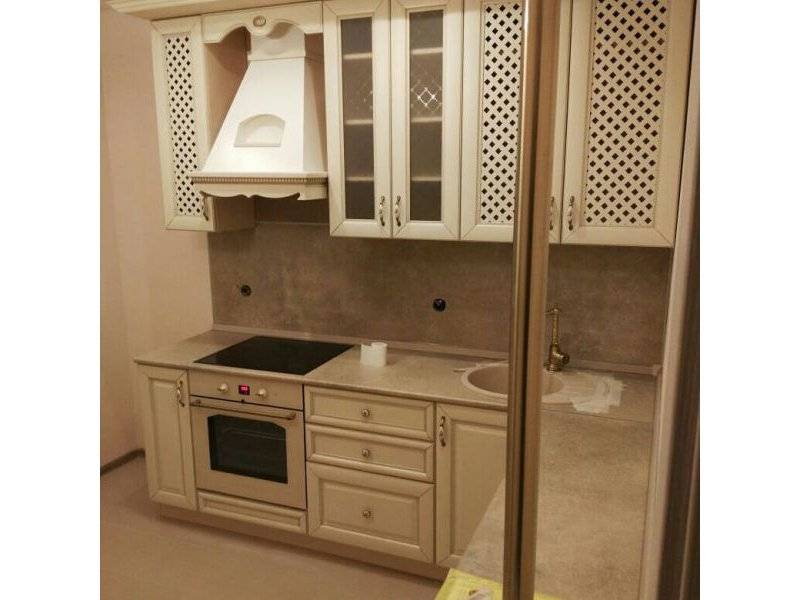 кухня из массива дерева в Хабаровске