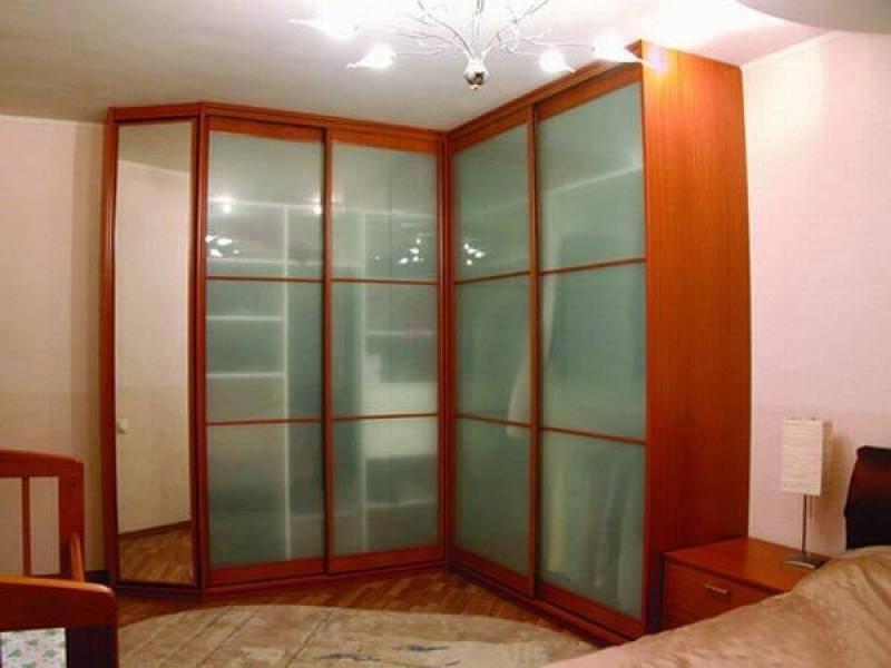 шкаф - купе угловой в Хабаровске