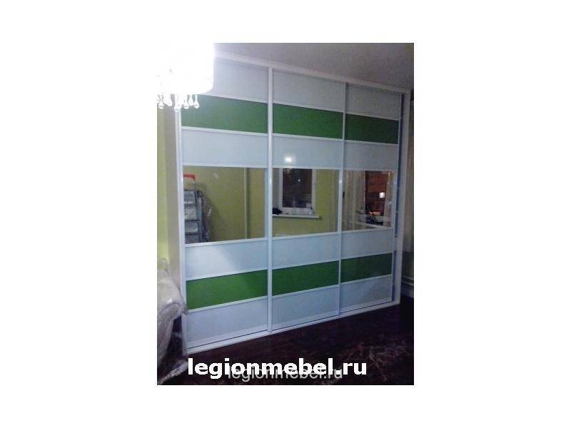 бело-зеленый шкаф-купе в Хабаровске