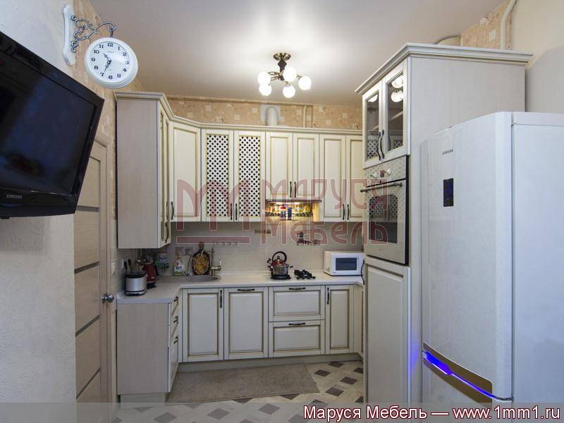 кухня угловая кантри массив в Хабаровске
