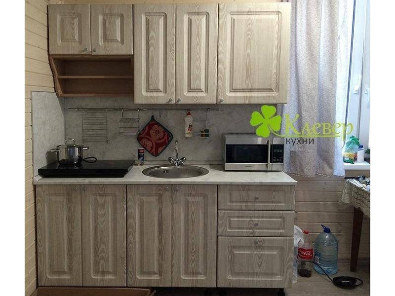 небольшая прямая кухня в Хабаровске
