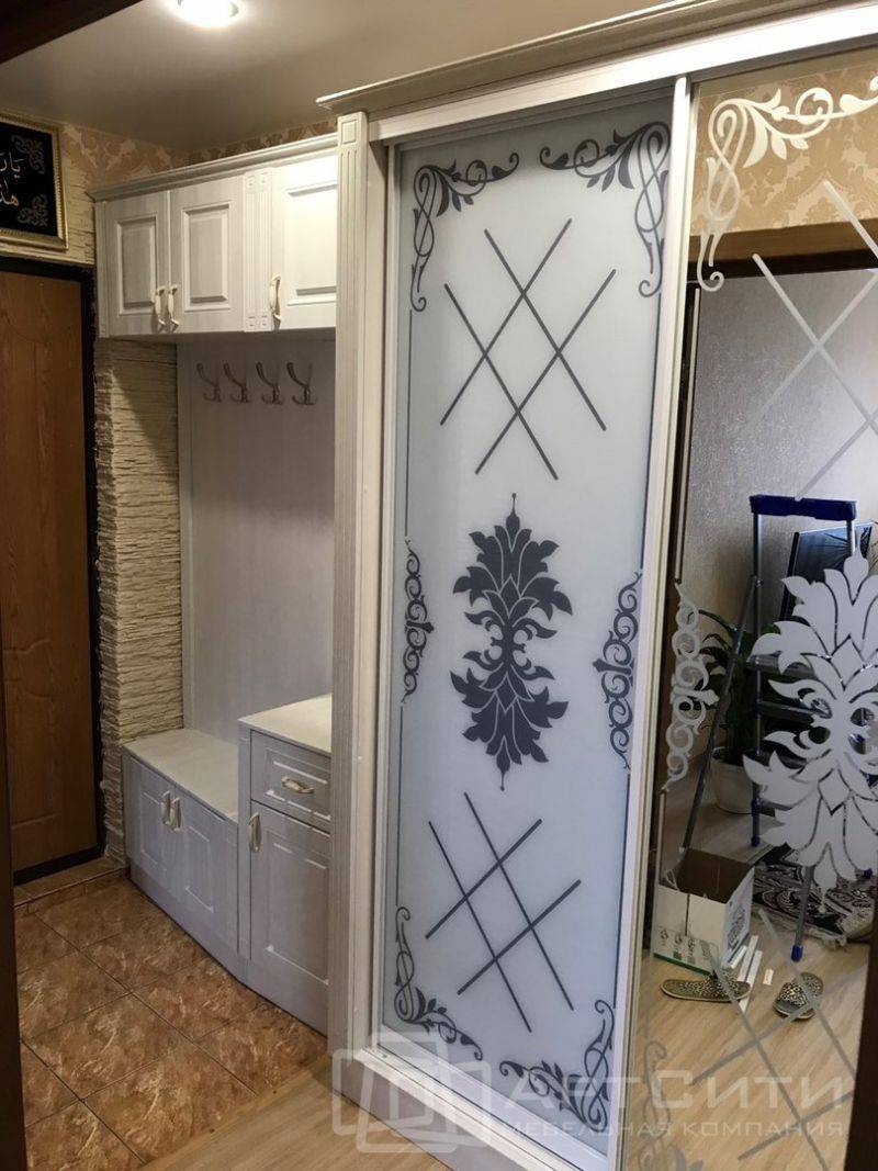 светлая прихожая в Хабаровске