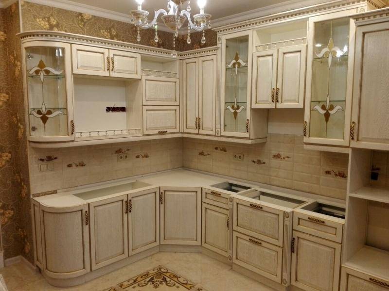 угловая кухня классическая в Хабаровске