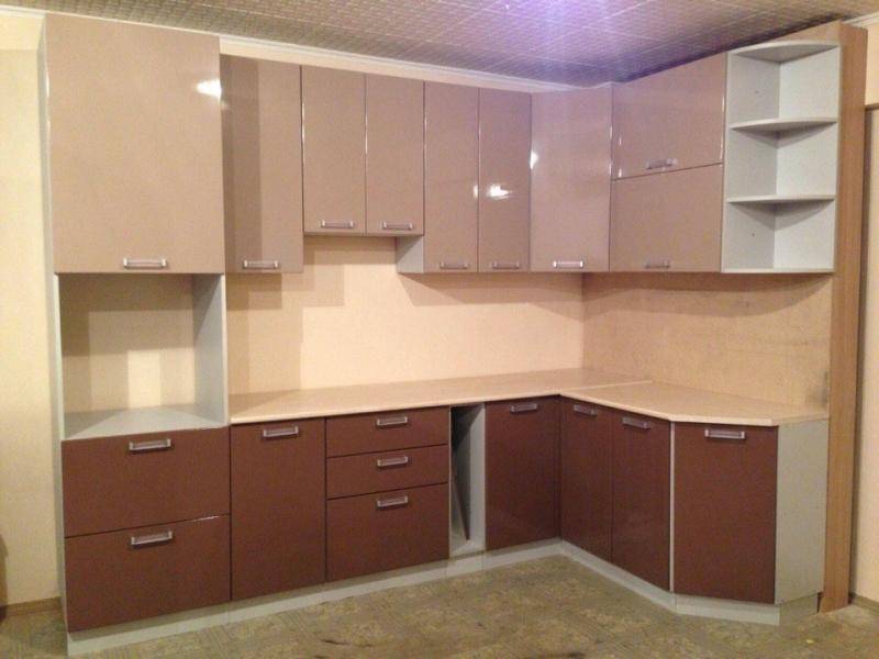 удобный кухонный гарнитур в Хабаровске