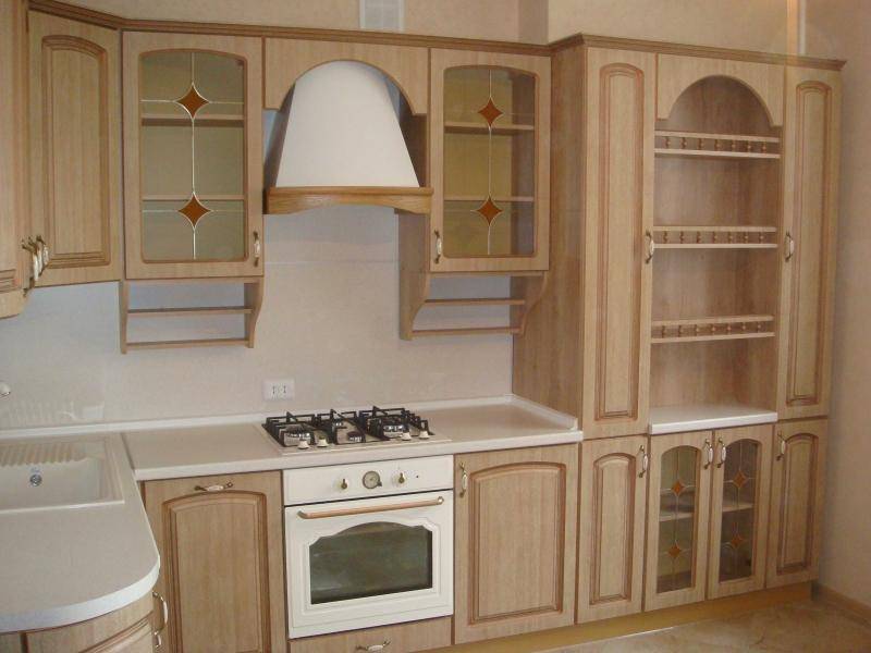 угловая кухня мдф с патиной в Хабаровске