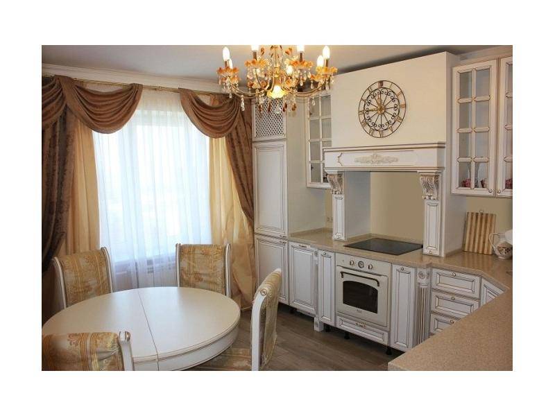 кухня из массива людовик в Хабаровске