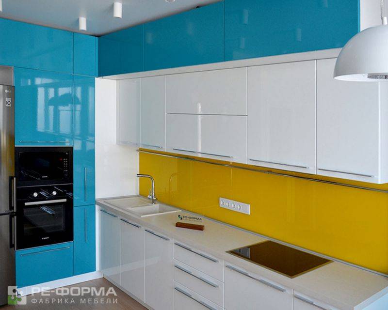 яркая кухня 006 в Хабаровске