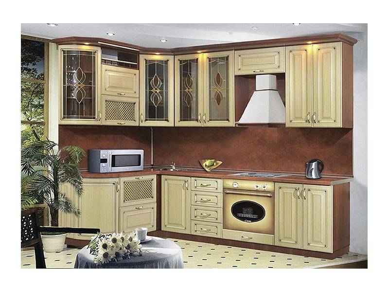 светлая классическая кухня 25 в Хабаровске
