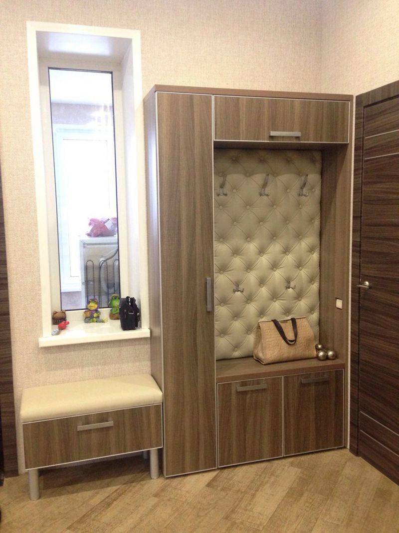 небольшая прихожая в Хабаровске