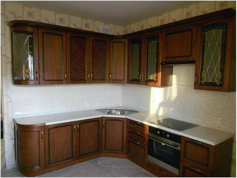 угловая кухня классика в Хабаровске