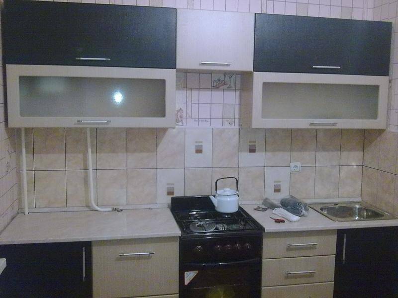 простая прямая кухня в Хабаровске