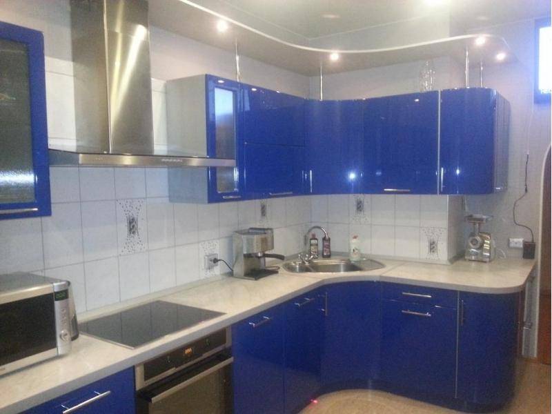 синяя кухня в Хабаровске